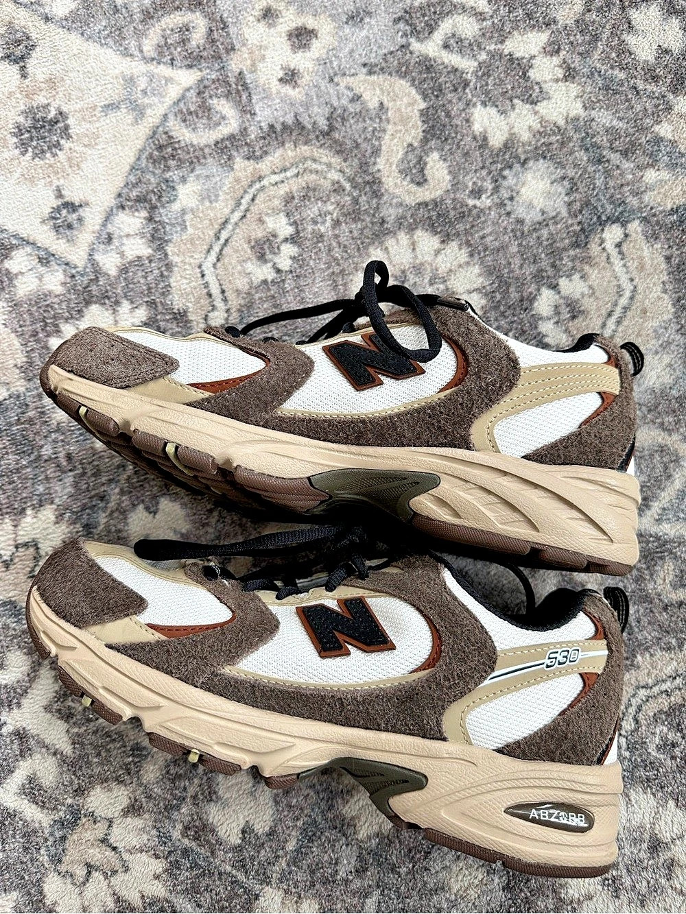 New Balance 530 MR530SNC Sneakers Brown & White US 9 women’s